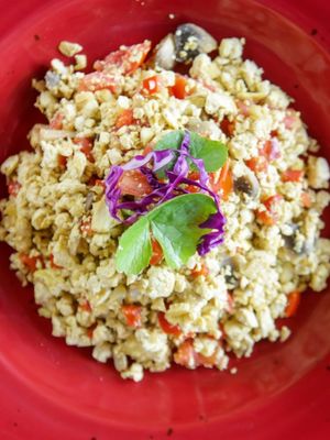 Scrambled Tofu on Mushroom Cup