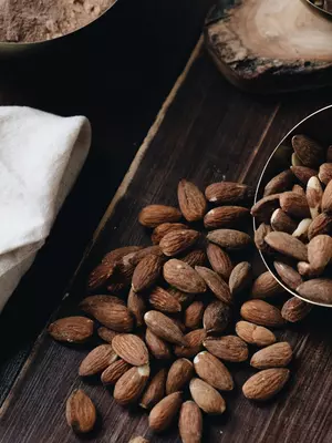 chocy almonds