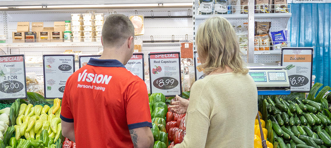 Shopping tour with male trainer and female client