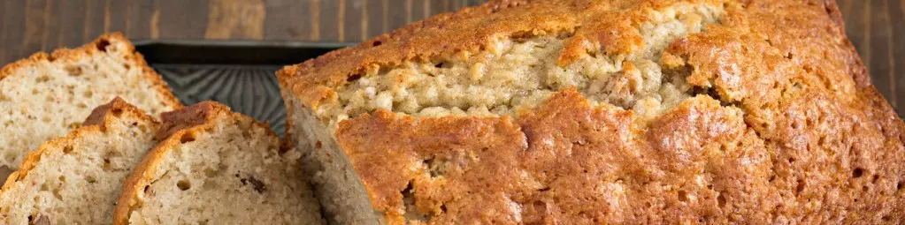 Healthy Pear & Cinnamon Cake Bites