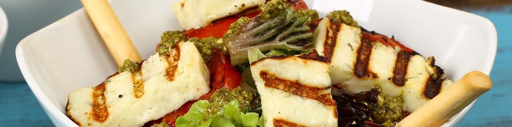 Portuguese Chicken & Haloumi Salad