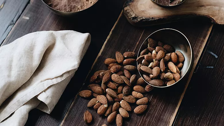 chocy almonds